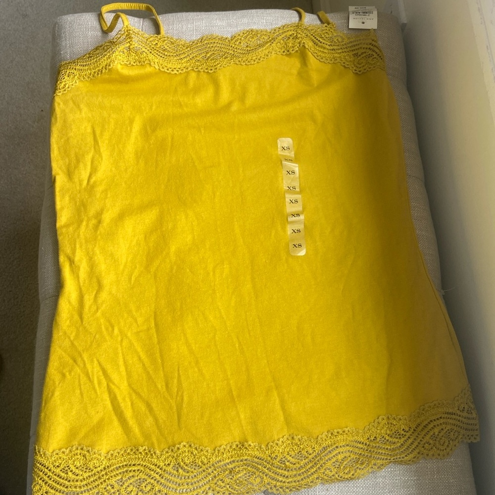 Ann Taylor Lace Trim Cami (NWT)